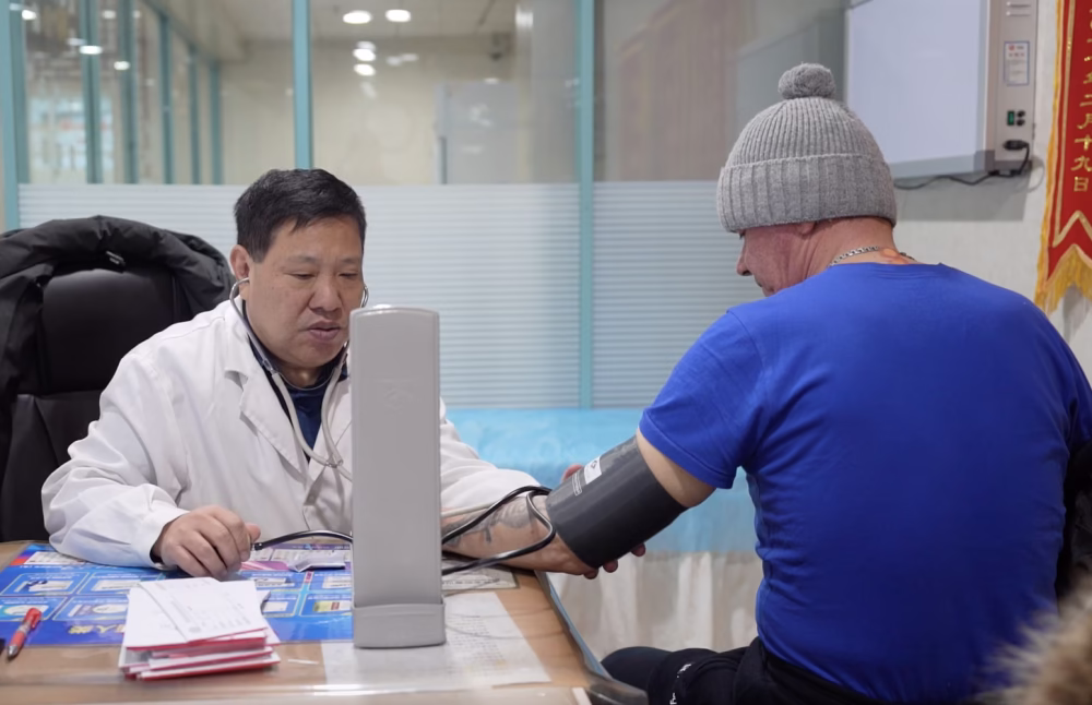 Sanya for Russians: Travel, Living & Medical Care | Санья для русских: руководство по отдыху, проживанию и лечению 8 Sanya Hospitals for Russians